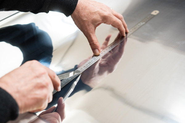 Unsere Spiegelfolie zeichnet sich u.a. durch eine lange Haltbarkeit aus.